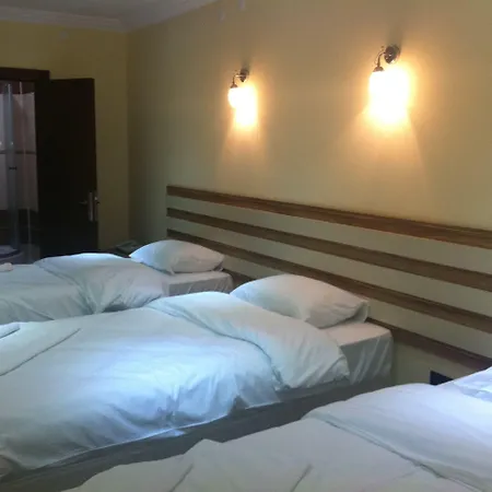 Tj's Szálloda 3*