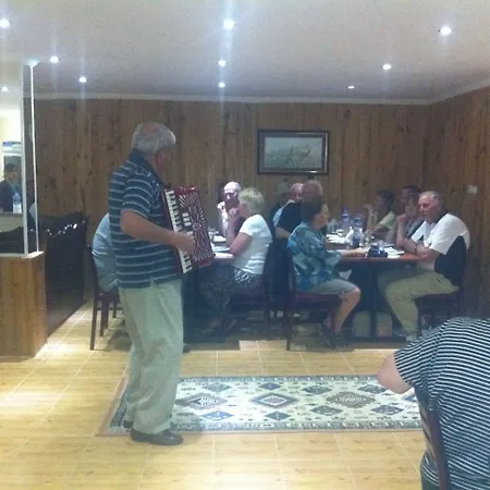 호텔 Tj's 에체밧