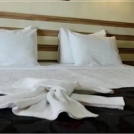 Szálloda Tj's 3*