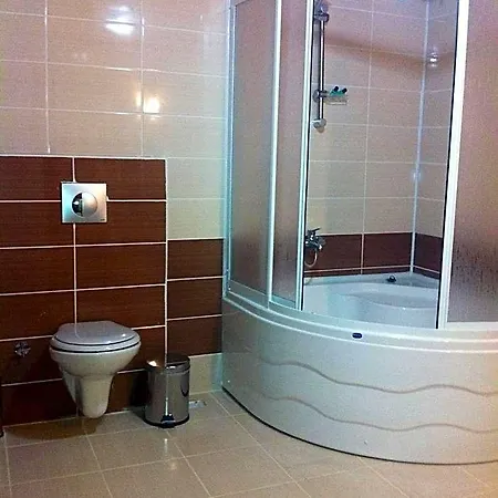 Szálloda Tj's 3*